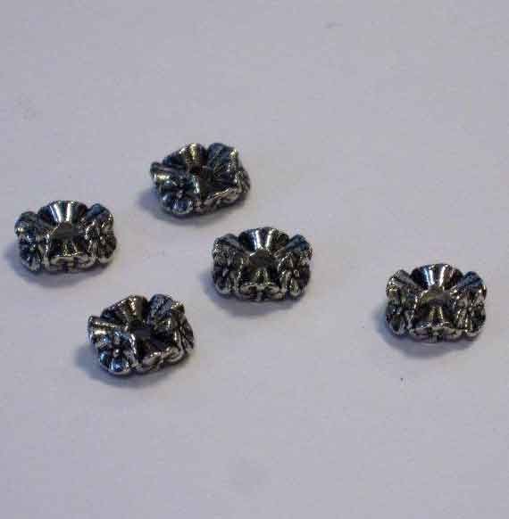 Filigrane Metal Perlen  - 9x3,3mm - Silber