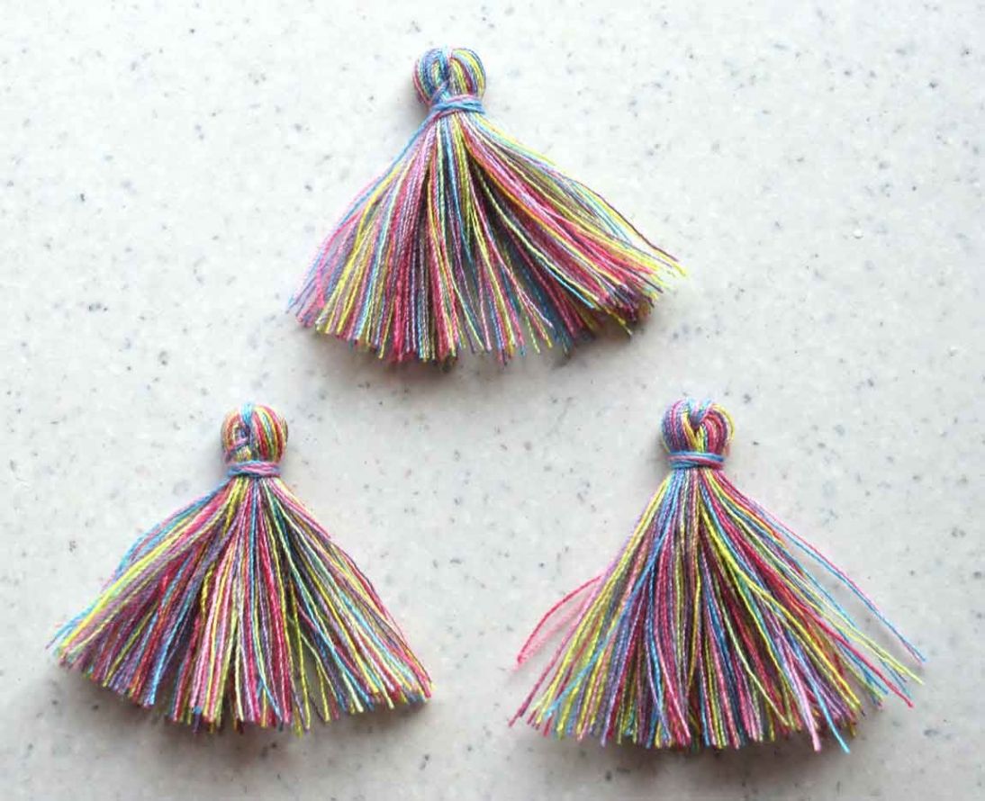 Thread Tassel - Rainbow - 3cm