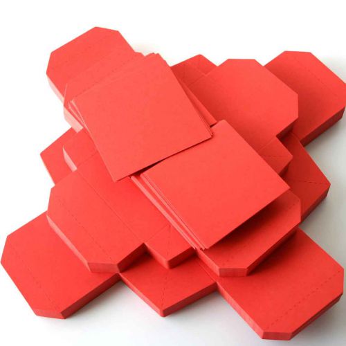 50 Deco Boxes - Square  - Red